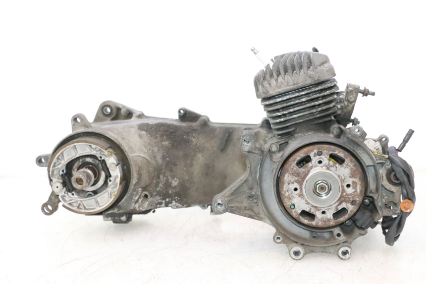 photo de MOTOR PEUGEOT TREKKER TKR 50 (2005 - 2014) - Inspeção visual