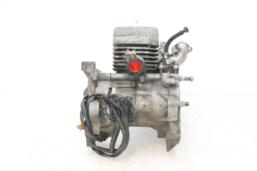 photo de MOTOR PEUGEOT TREKKER TKR 50 (2005 - 2014) - Ângulo alternativo