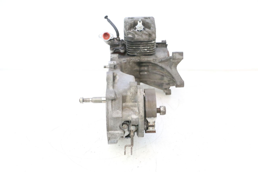 photo de MOTOR PEUGEOT TREKKER TKR 50 (2005 - 2014) - Marcações e referências