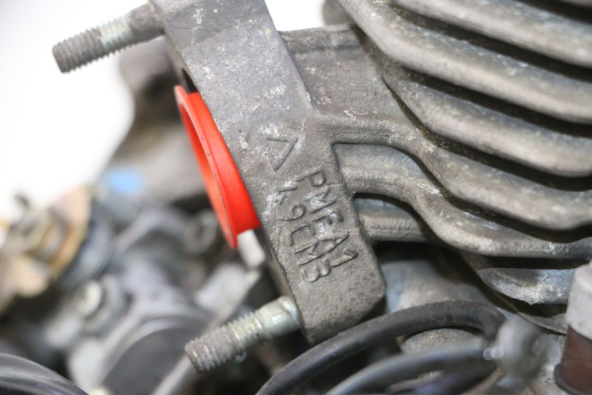 photo de MOTOR PEUGEOT TREKKER 50 (1995 - 2004) - Outro ângulo de visão