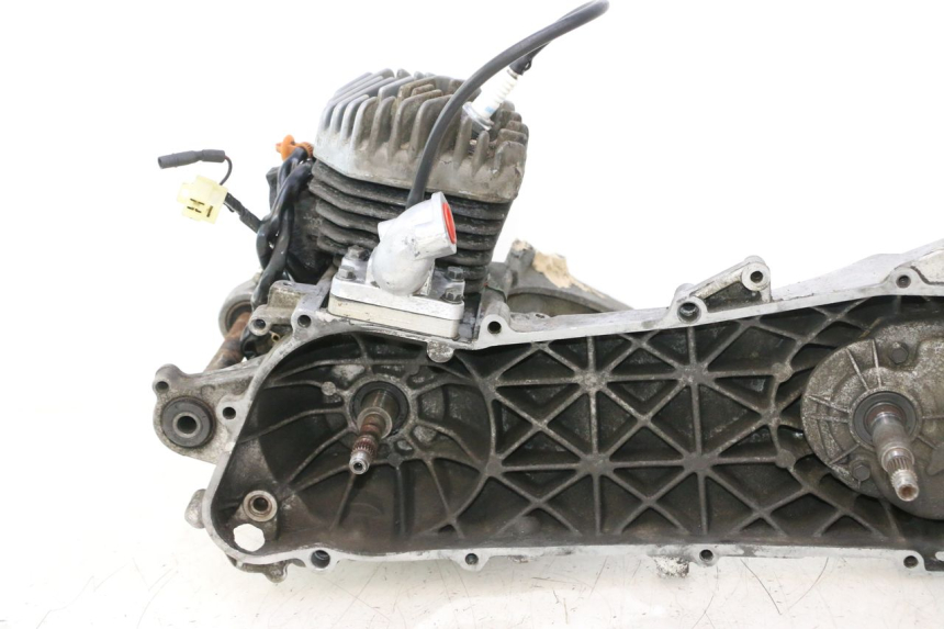 photo de MOTOR PEUGEOT TREKKER 50 (1995 - 2004) - Vista principal