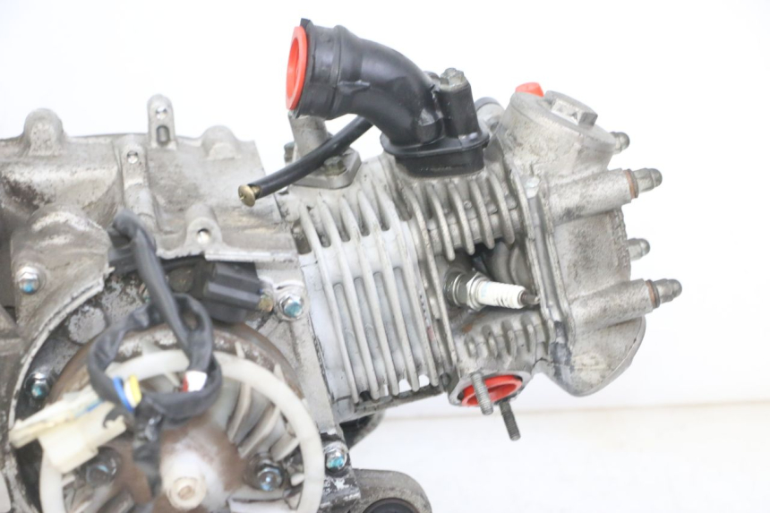 photo de MOTOR PEUGEOT TWEET 4T 50 (2014 - 2019) - Vista de perto