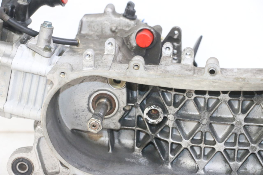 photo de MOTOR PEUGEOT TWEET 4T 50 (2014 - 2019) - Vista de perfil