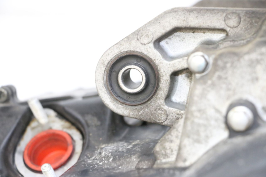 photo de MOTOR PEUGEOT TWEET 4T 50 (2018 - 2022) - Zoom do estado de desgaste