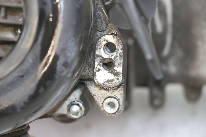 photo de MOTOR PEUGEOT TWEET 4T 50 (2018 - 2022) - Outro ângulo de visão