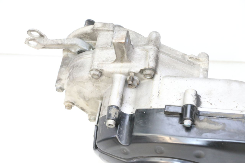 photo de MOTOR PEUGEOT TWEET 4T 50 (2018 - 2022) - Estado da superfície