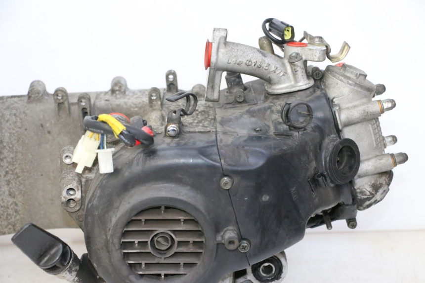 photo de MOTOR PEUGEOT TWEET PRO CARGO 50 (2018 - 2022) - Estado da superfície