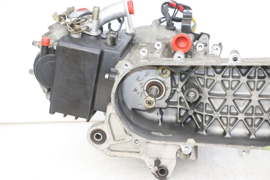 photo de MOTOR PEUGEOT TWEET PRO EFI 4T 50 (2021 - 2022) - Detalhe da peça