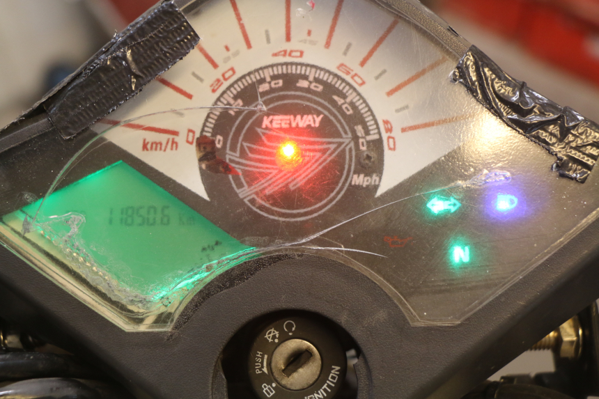 photo de MOTOR KEEWAY TX 50 (2008 - 2015) - Zoom do estado de desgaste
