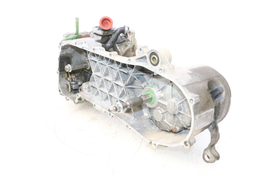 photo de MOTOR PIAGGIO TYPHOON 50 (2000 - 2009) - Vista de perfil
