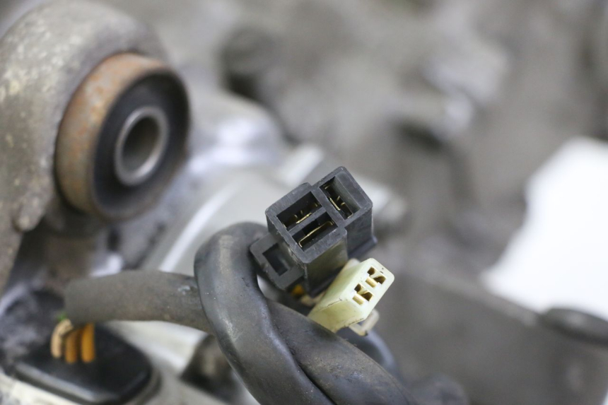photo de MOTOR SUZUKI UH BURGMAN 125 (2002 - 2006) - Detalhe da peça