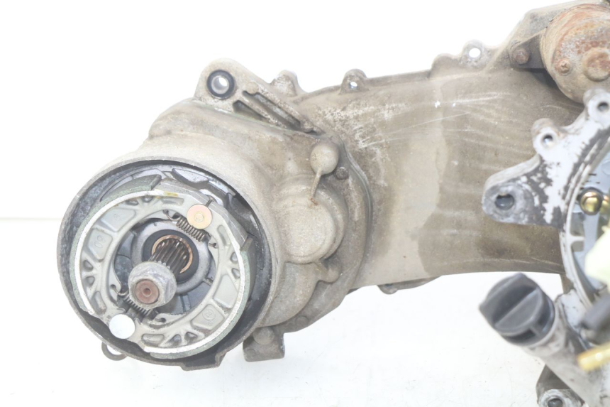 photo de MOTOR PEUGEOT V-CLIC VCLIC 50 (2007 - 2013) - Detalhes característicos
