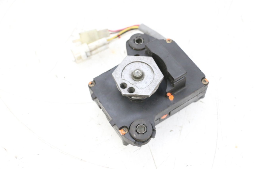 photo de MOTOR VÁLVULA ESCAPE SUZUKI GSXR GSX-R 1000 (2003 - 2004) - Detalhe da peça