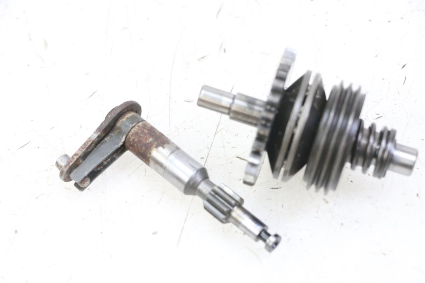 photo de MOTOR VÁLVULA ESCAPE HONDA MTX TC02 125 (1987 - 1989) - Zoom do estado de desgaste
