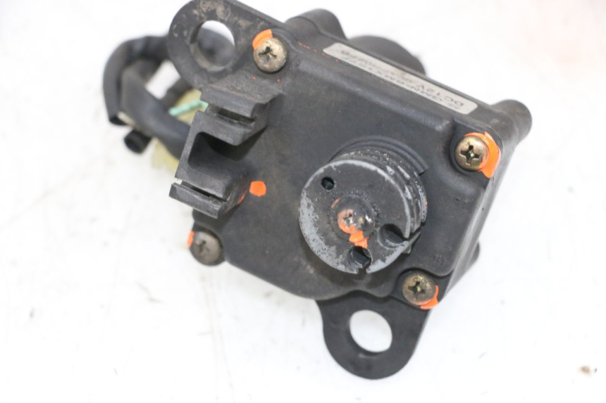 photo de MOTOR VÁLVULA ESCAPE HONDA NSR R 125 (1994 - 2003) - Zoom do estado de desgaste