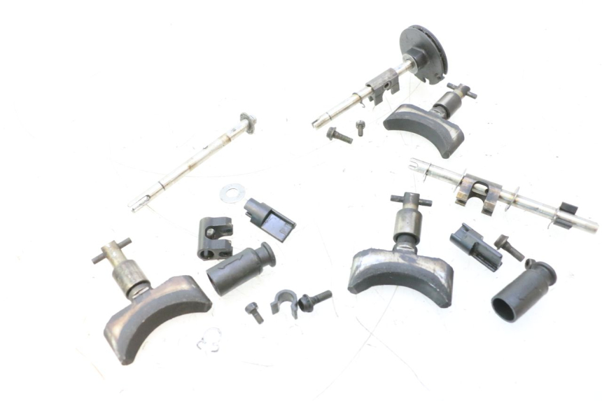 photo de MOTOR VÁLVULA DE ESCAPE YAMAHA WAVE RUNNER GP R 1200 (2000 - 2003) - Detalhe da peça