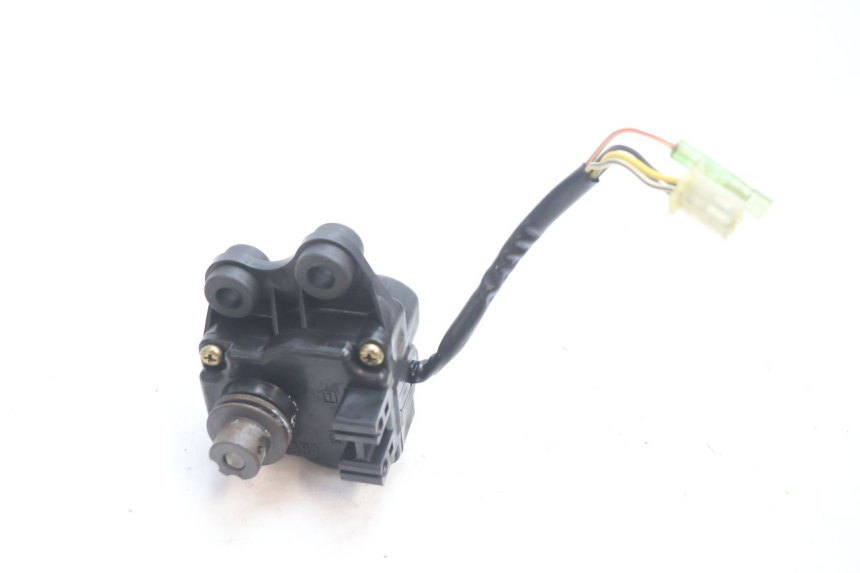 photo de MOTOR VÁLVULA DE ESCAPE YAMAHA YZF R GENESIS 750 (1993 - 1998) - Zoom do estado de desgaste