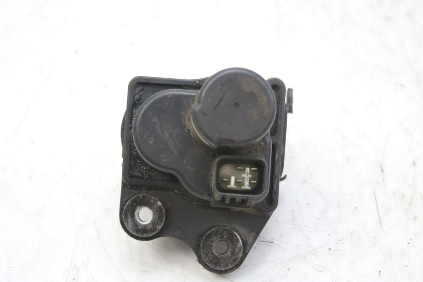 photo de MOTOR VÁLVULA ESCAPE YAMAHA YZF R1 1000 (2007 - 2008) - Zoom do estado de desgaste