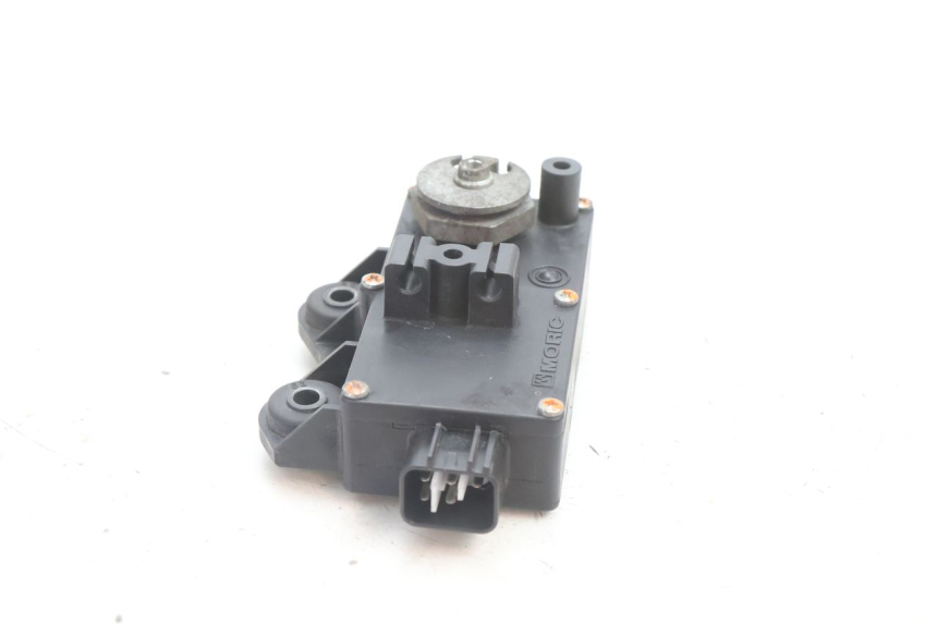 photo de MOTOR VÁLVULA DE ESCAPE YAMAHA YZF R6 600 (2008 - 2009) - Zoom do estado de desgaste