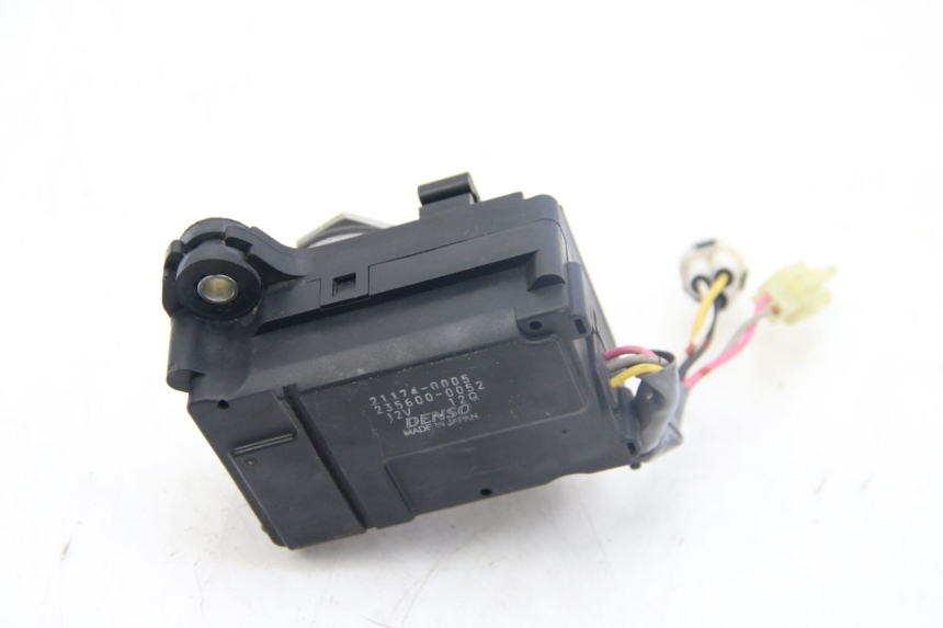 photo de MOTOR VÁLVULA ESCAPE KAWASAKI Z ABS 1000 (2014 - 2020) - Outro ângulo de visão