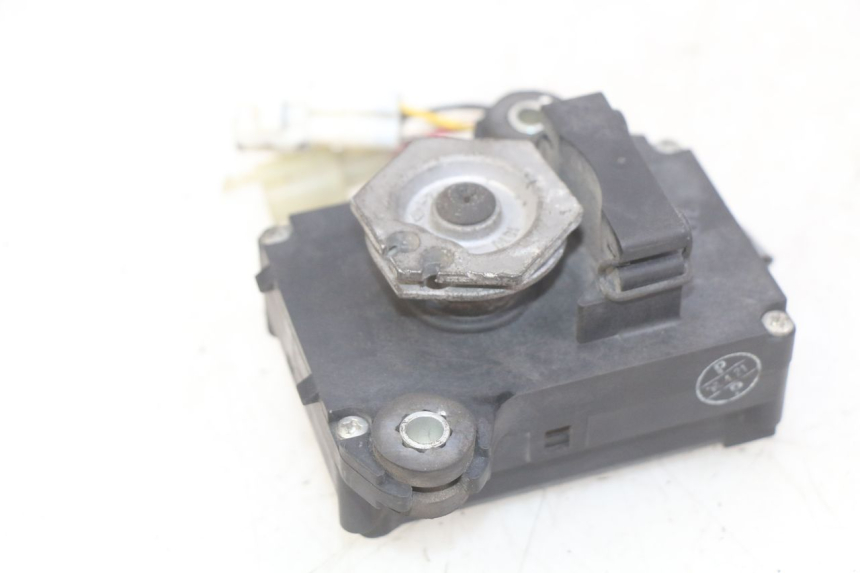 photo de MOTOR VÁLVULA ESCAPE KAWASAKI Z 750 (2007 - 2013) - Detalhe da peça