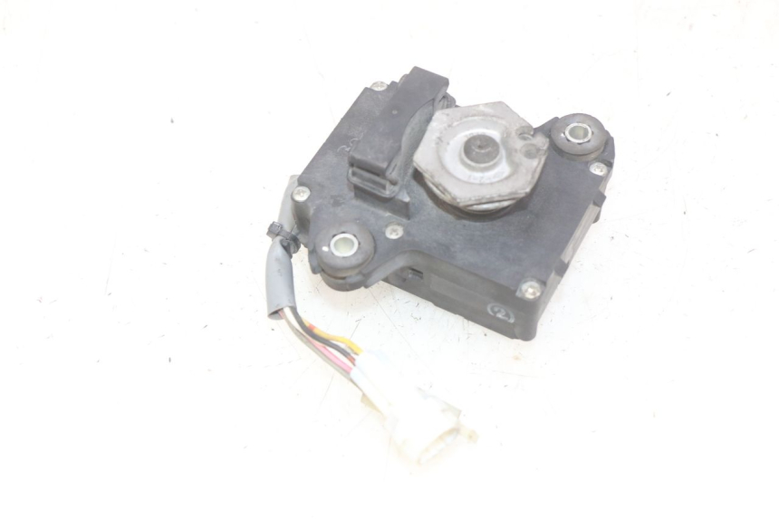 photo de MOTOR VÁLVULA ESCAPE KAWASAKI Z 750 (2007 - 2013) - Zoom do estado de desgaste