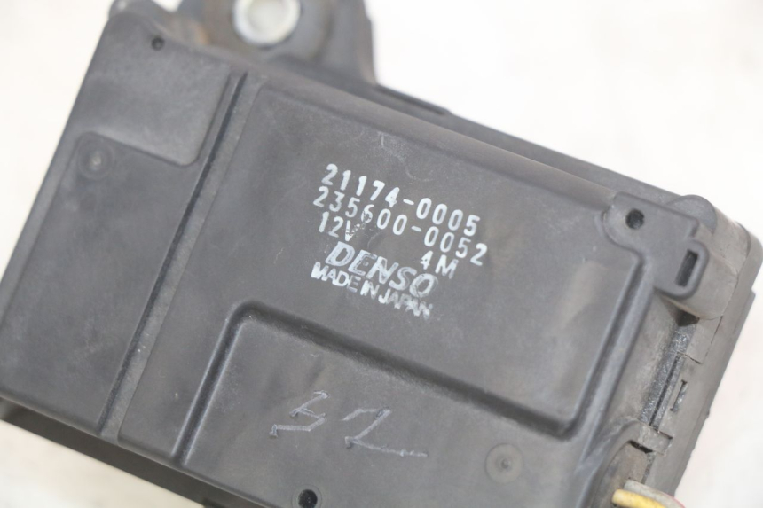 photo de MOTOR VÁLVULA ESCAPE KAWASAKI Z 750 (2007 - 2013) - Pontos de fixação