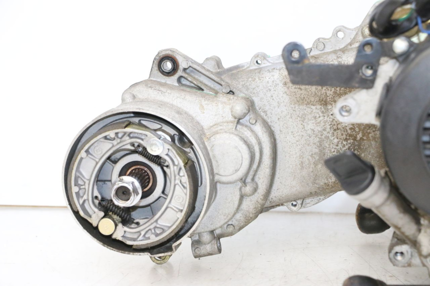 photo de MOTOR GTS VICI 4T 50 (2020 - 2025) - Vista de perfil