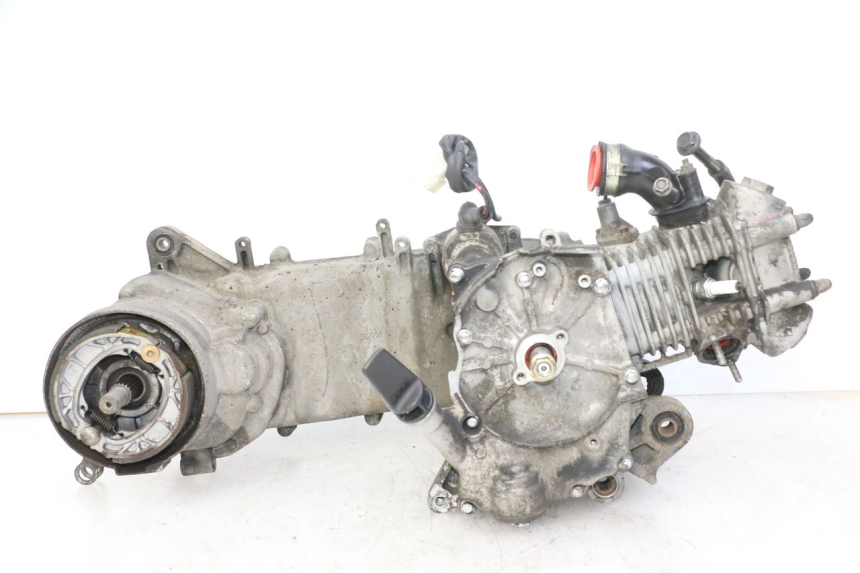 photo de MOTOR PEUGEOT VIVACITY NEW 4T 50 (2008 - 2017) - Detalhes característicos