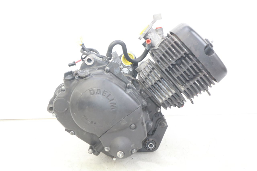 photo de MOTOR DAELIM VL DAYSTAR 125 (2000 - 2011) - Estado da superfície