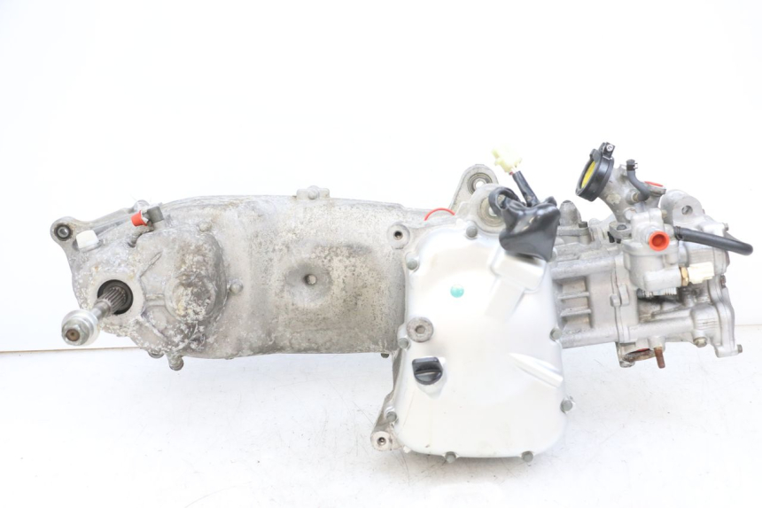 photo de MOTOR YAMAHA XMAX X-MAX 125 (2006 - 2009) - Zoom de qualidade