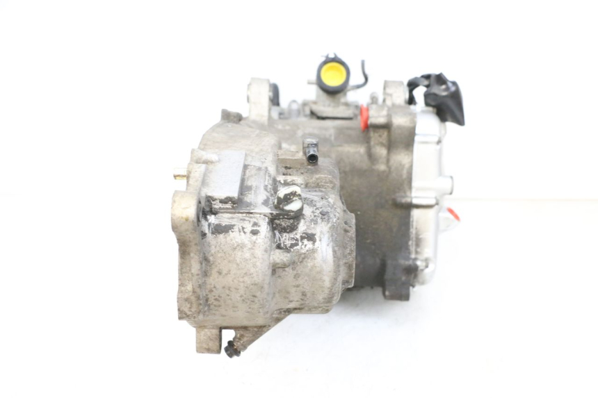 photo de MOTOR YAMAHA X-MAX XMAX 125 (2010 - 2013) - Pontos de fixação