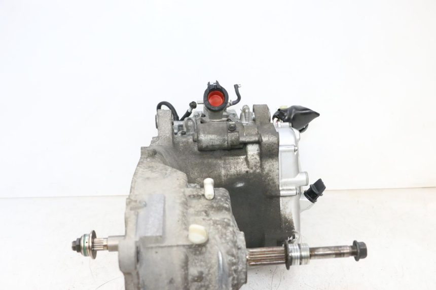 photo de MOTOR YAMAHA XMAX X-MAX 125 (2006 - 2009) - Estado da superfície