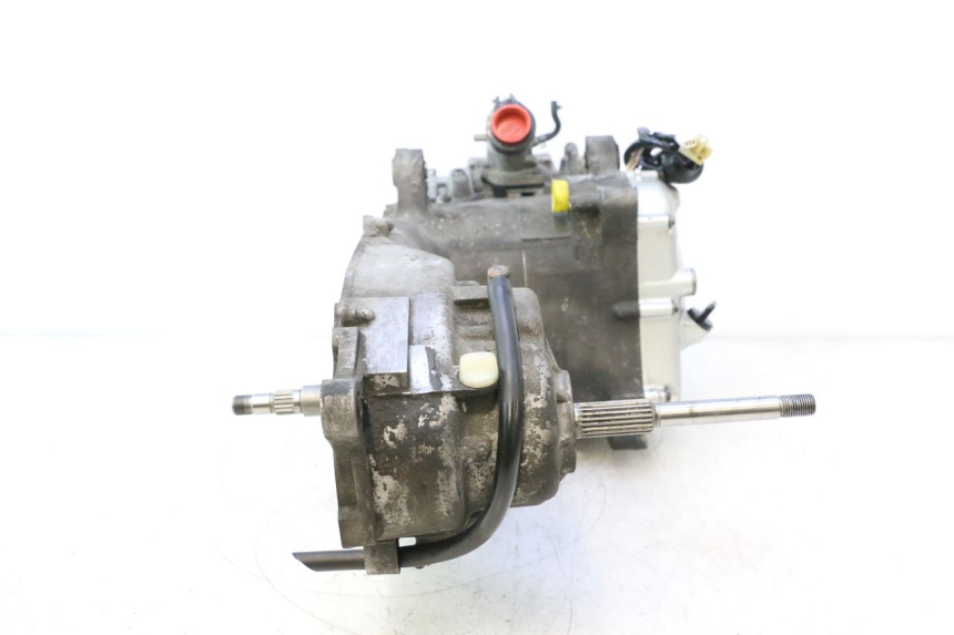 photo de MOTOR YAMAHA XMAX X-MAX 125 (2006 - 2009) - Vista de perto