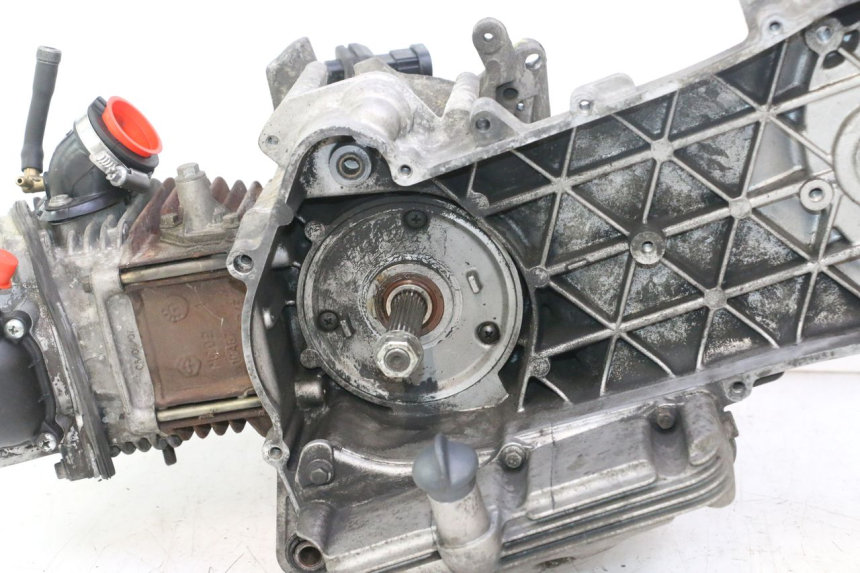 photo de MOTOR PIAGGIO X8 STREET 125 (2006 - 2007) - Zoom do estado de desgaste