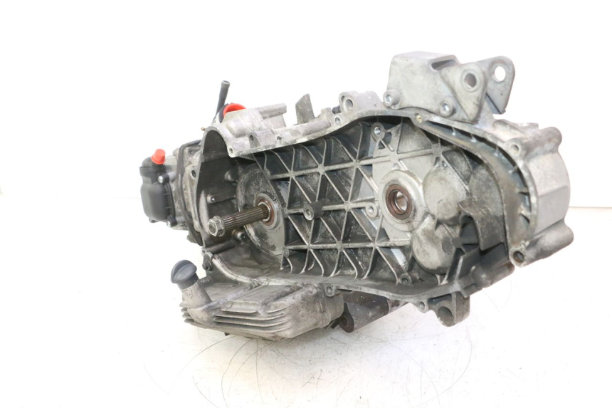 photo de MOTOR PIAGGIO X8 STREET 125 (2006 - 2007) - Ampliação técnica