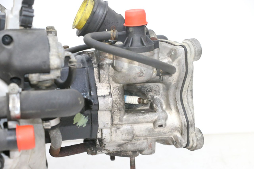 photo de MOTOR PIAGGIO X8 125 (2004 - 2007) - Inspeção visual