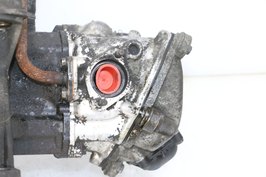 photo de MOTOR PIAGGIO X8 125 (2004 - 2007) - Zoom do estado de desgaste