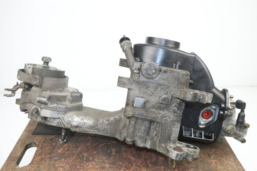 photo de MOTOR RAZZO XENON 4T 50 (2008 - 2012) - Zoom do estado de desgaste