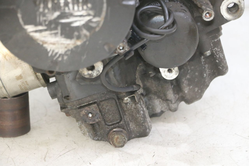 photo de MOTOR YAMAHA XJ6 ABS 600 (2008 - 2016) - Vista de perto