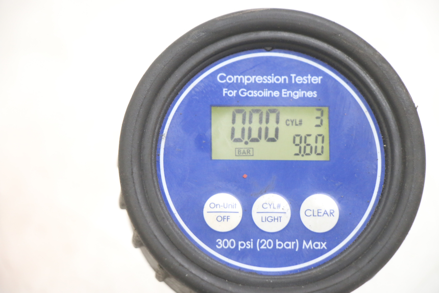 photo de MOTOR YAMAHA XJN DIVERSION 600 (2000 - 2003) - Zoom do estado de desgaste