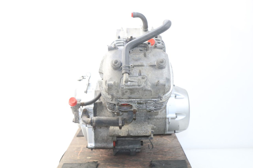 photo de MOTOR HONDA XLV VARADERO 125 (2000 - 2006) - Detalhes característicos