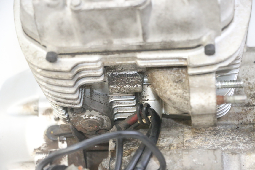 photo de MOTOR HONDA XLV VARADERO 125 (2000 - 2006) - Ângulo alternativo