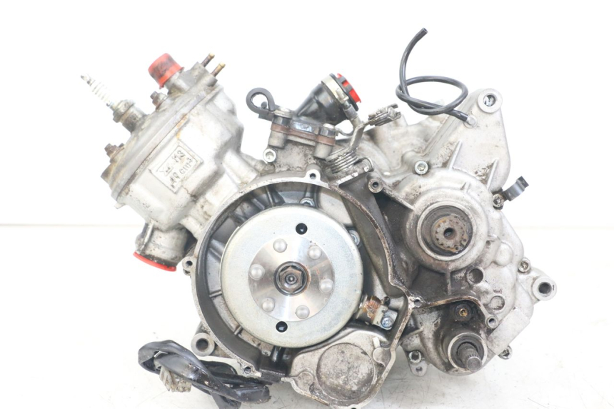 photo de MOTOR FANTIC XM PERFORMANCE 2T 50 (2021 - 2022) - Vista de perto