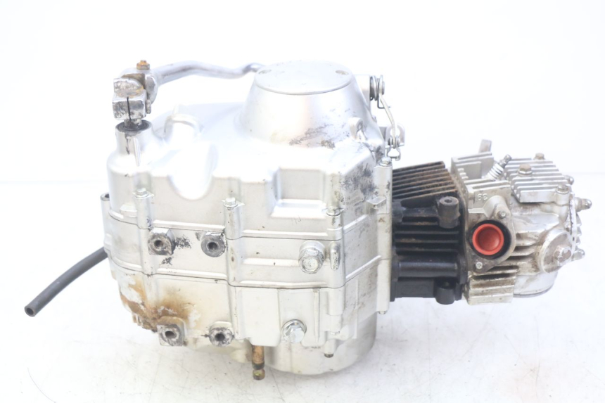 photo de MOTOR ZHEJIANG XMOTOS XB-81 50 - Zoom do estado de desgaste