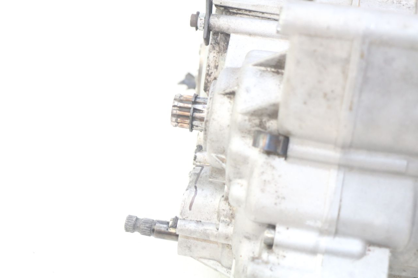 photo de MOTOR PEUGEOT XP6 50 (1997 - 2003) - Detalhes característicos