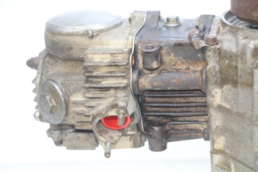 photo de MOTOR HONDA XR 70 (1997 - 2003) - Zoom do estado de desgaste