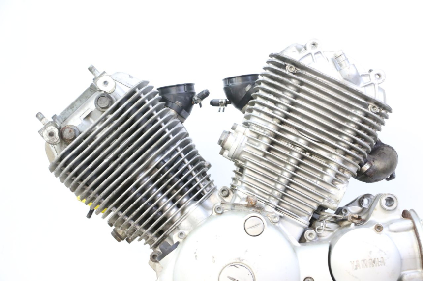 photo de MOTOR YAMAHA XV VIRAGO 535 (1988 - 2004) - Detalhes característicos
