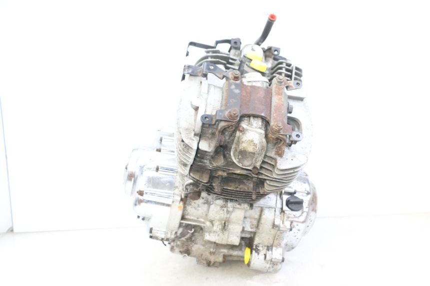 photo de MOTOR YAMAHA XVS DRAG STAR DRAGSTAR 650 (1997 - 2007) - Ângulo alternativo