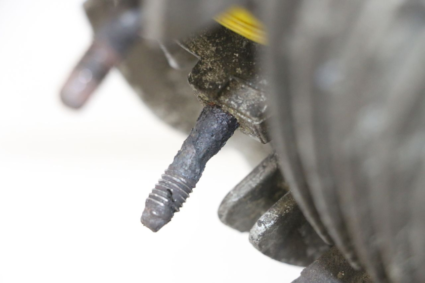 photo de MOTOR YAMAHA XVS DRAG STAR DRAGSTAR 650 (1997 - 2007) - Zoom do estado de desgaste